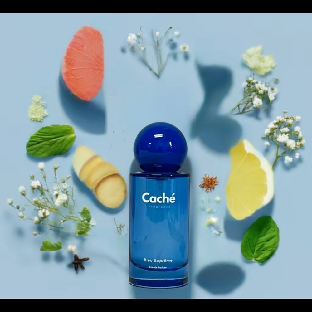 Caché Bleu Suprême Perfume